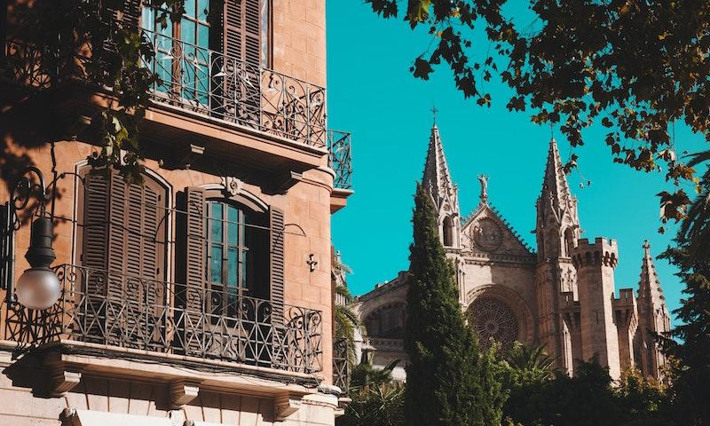 The Last Letter from Your Lover: A Heartfelt Romantic Drama location